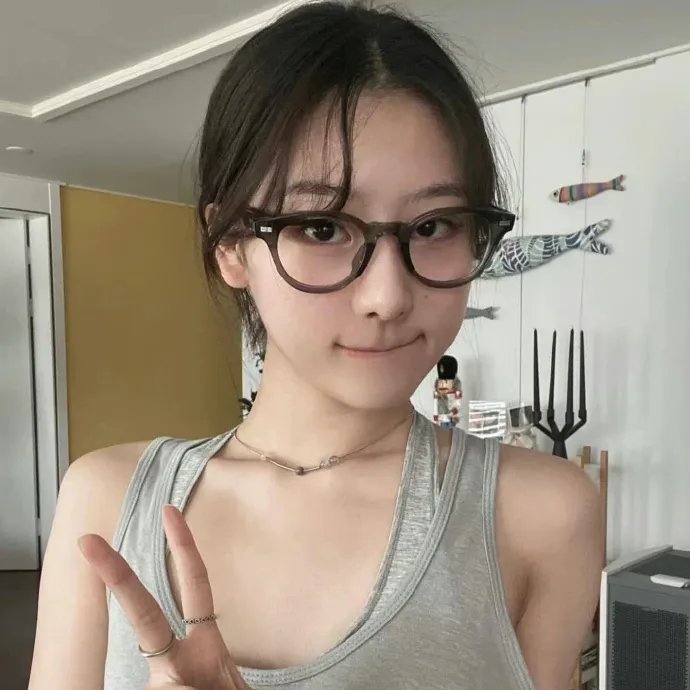 艳女怀春 封面